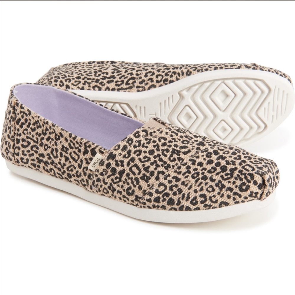 Heritage Canvas Women's Classics: Baby Cheetah